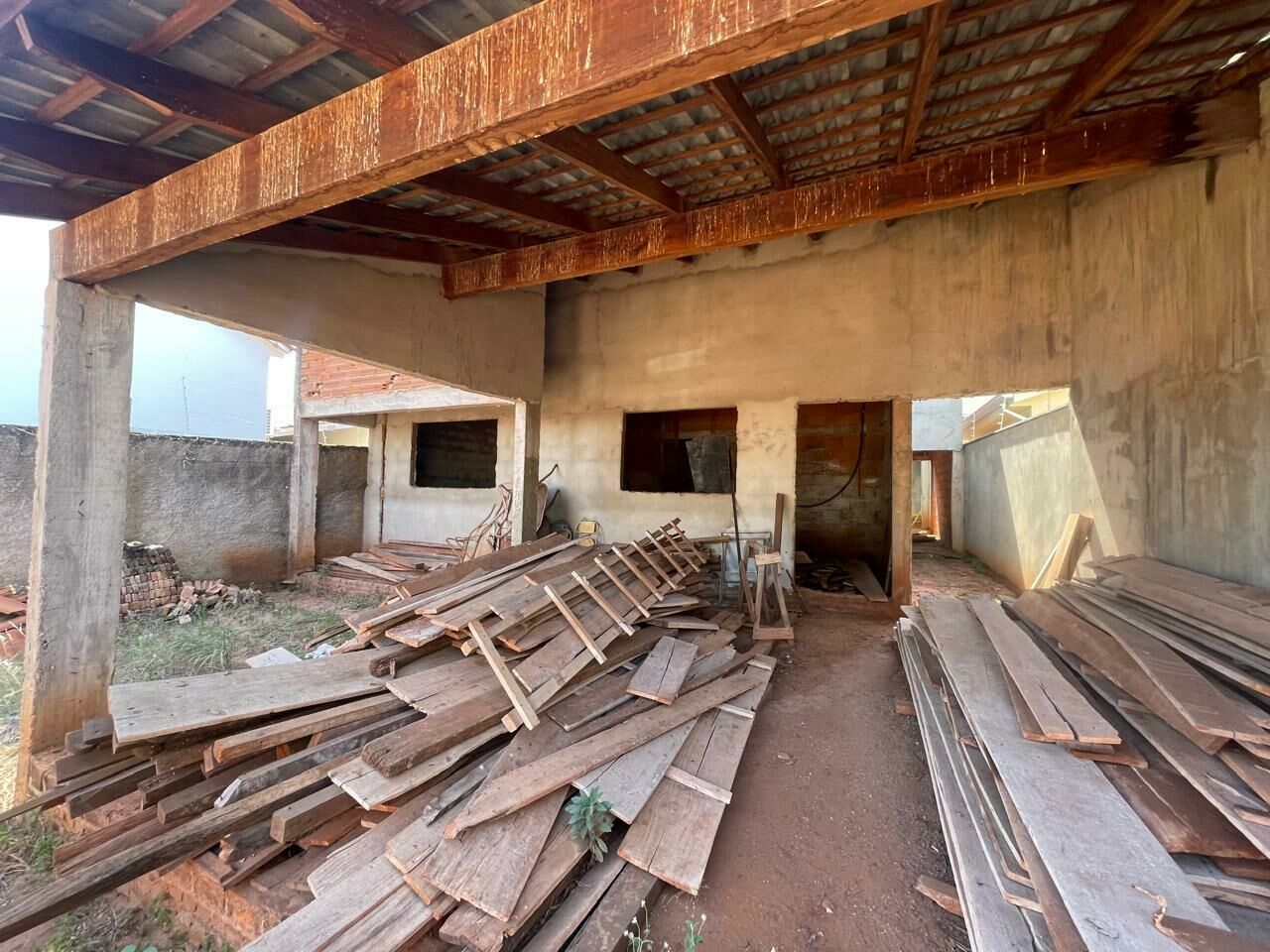 Imagem do VENDA - CASA NO SETOR SÃO PAULO